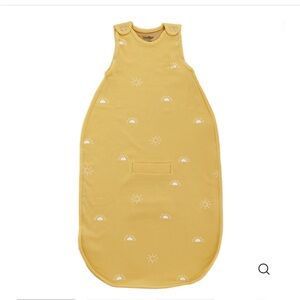 Woolino 4 Seasons Ultimate sleep sack - Yellow with Sun Pattern